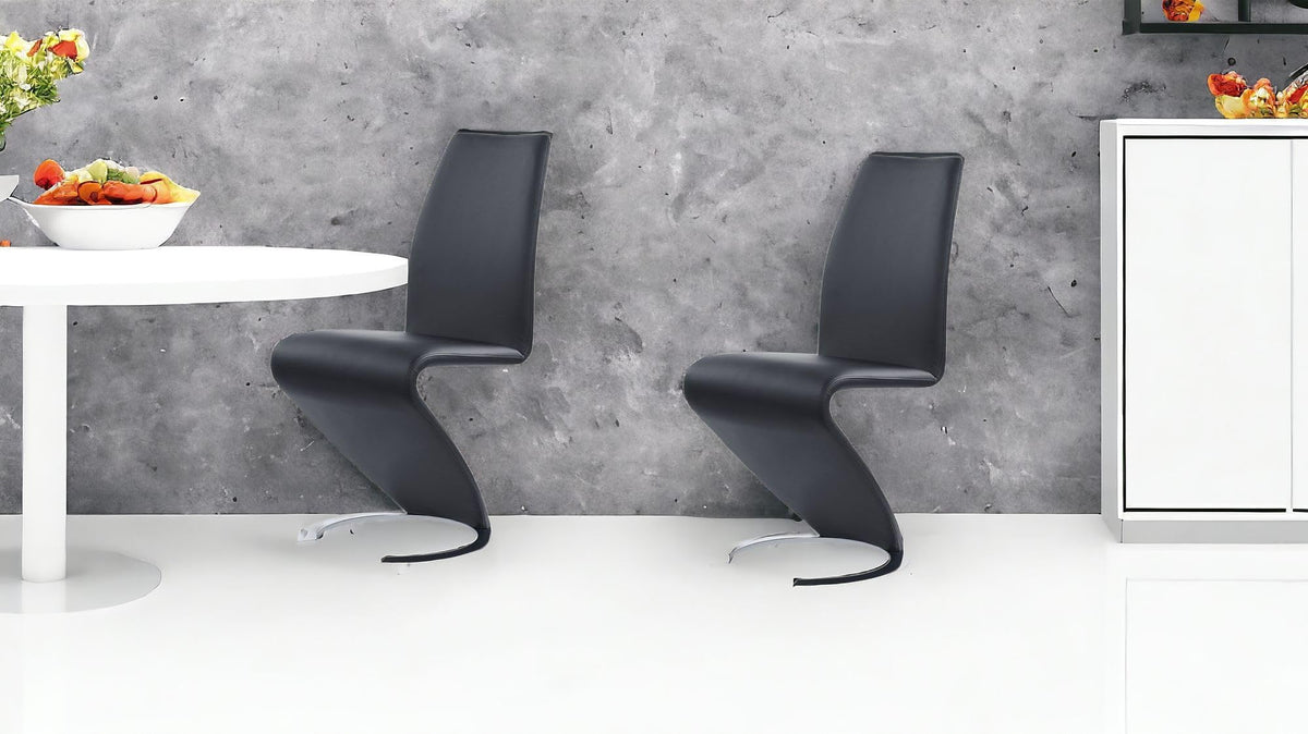 Set of Two Black and Silver Faux Leather Dining Chairs I175294