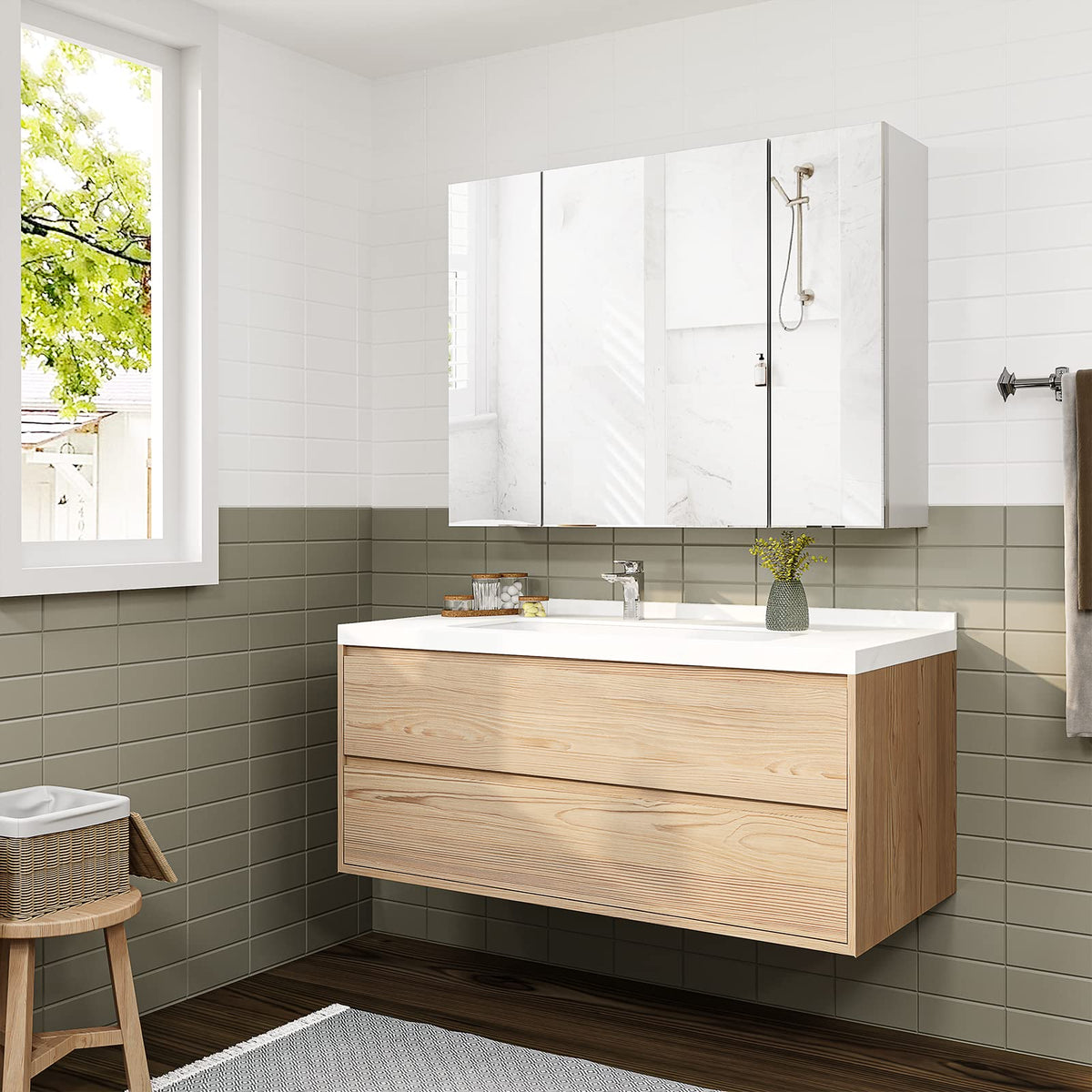 White 3 Door Bathroom Mirror Cabinet with Adjustable Shelves X4221