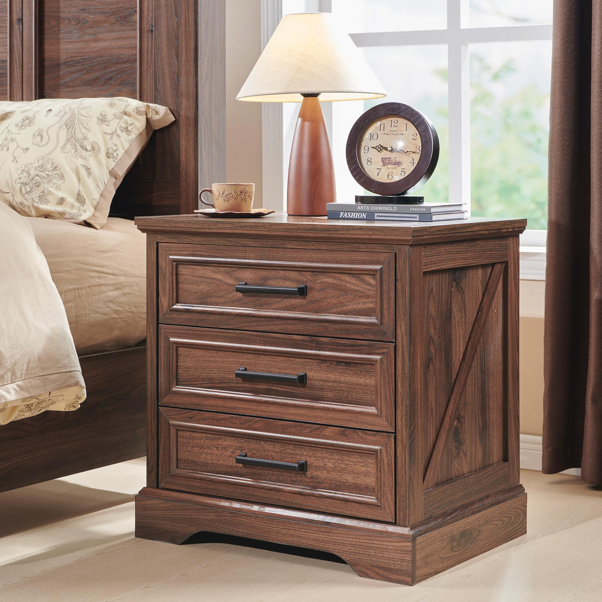 22" Brown Nightstands Set of 2 with 3 Drawers Q1577