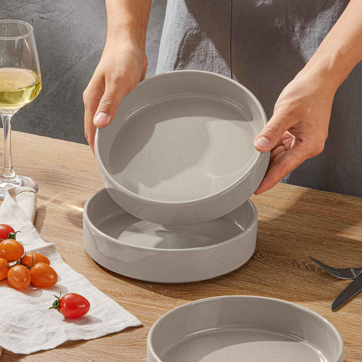 Set of 4 35oz Stoneware Pasta Bowls S871308